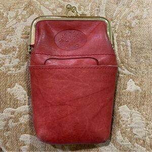 EUC Buxton Cigarette Case Sft Med Red Leather Gold Tone Kiss Lock Floral Emboss